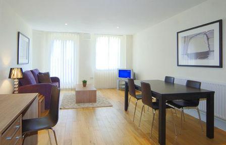 Reading Serviced Apartments Bilik gambar