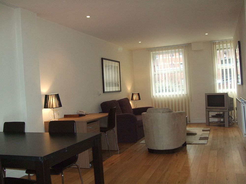 Reading Serviced Apartments Luaran gambar